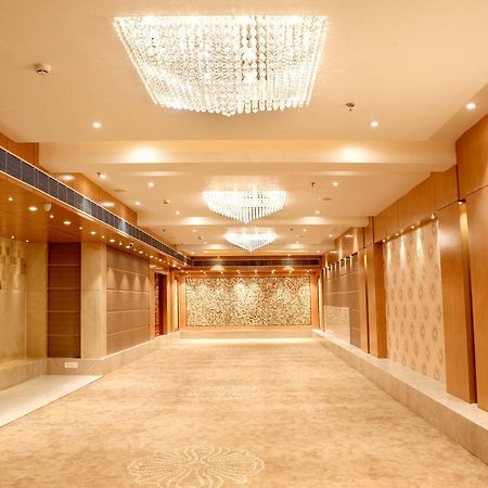 Kyriad Hotel Jaipur By Othpl Экстерьер фото