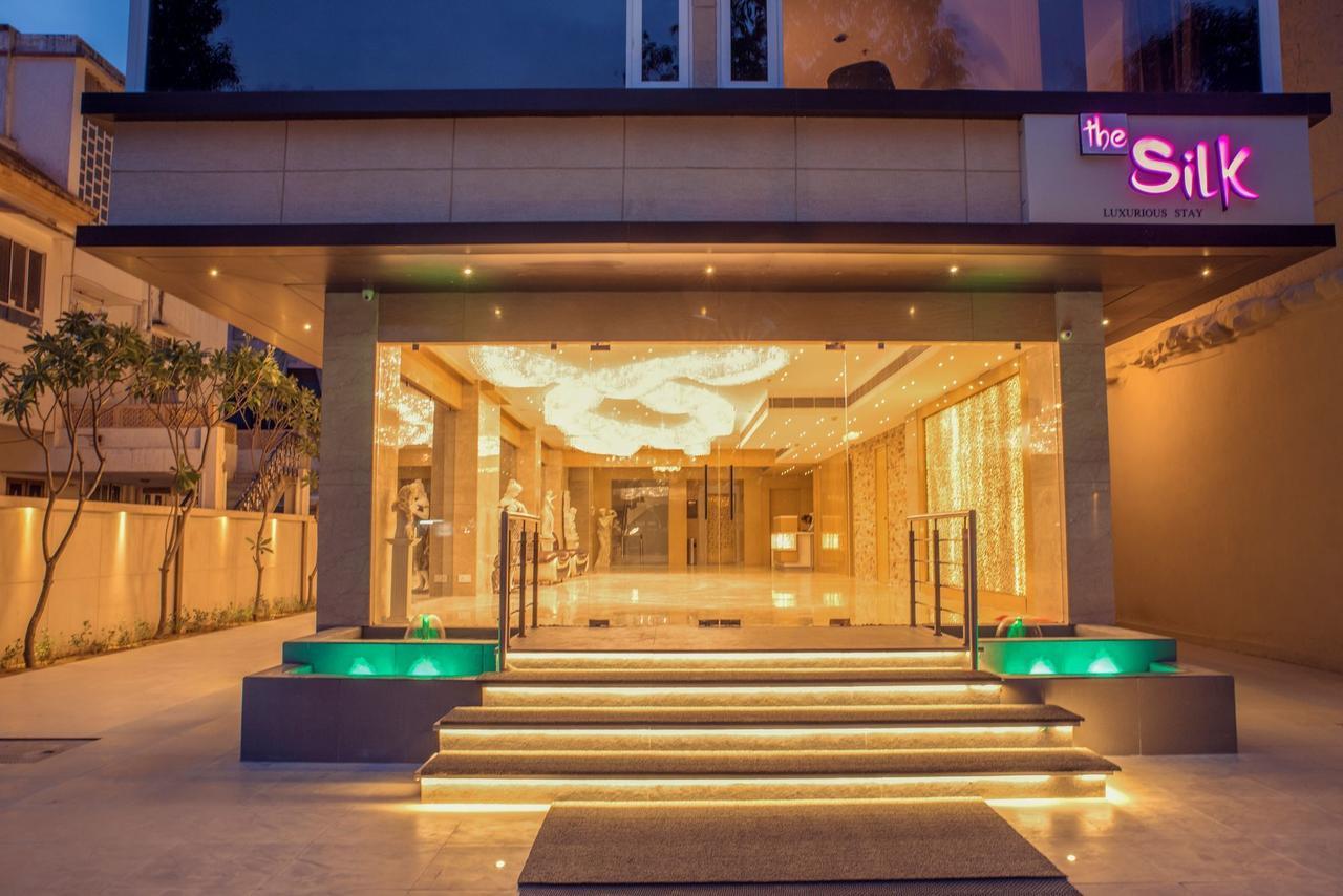 Kyriad Hotel Jaipur By Othpl Экстерьер фото