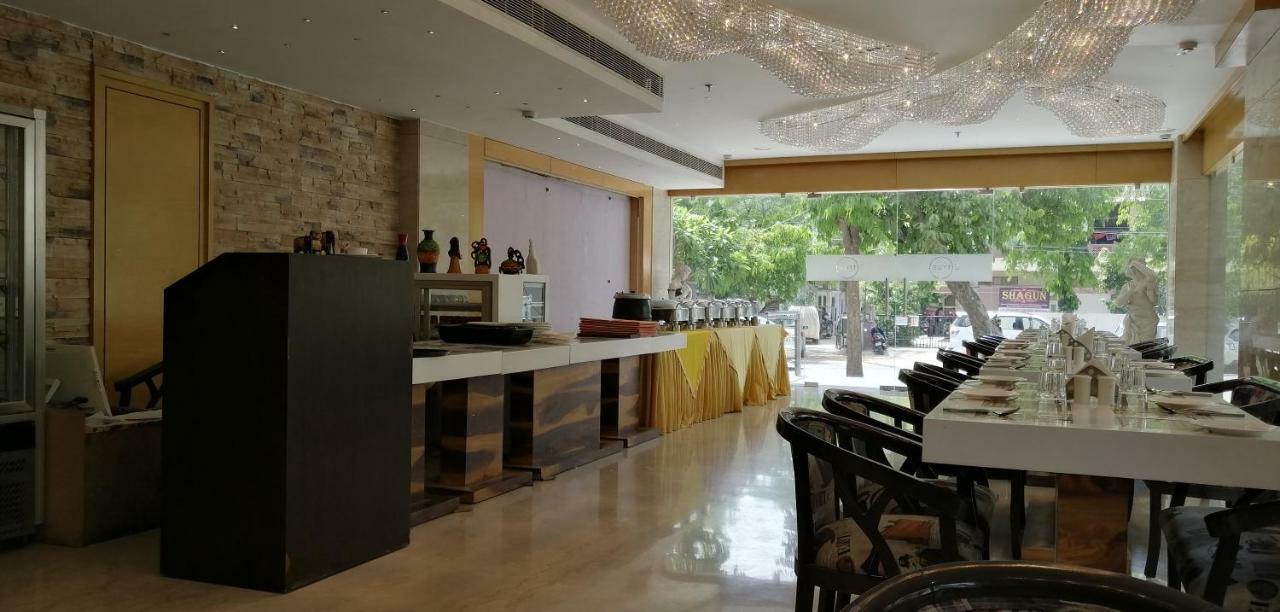Kyriad Hotel Jaipur By Othpl Экстерьер фото