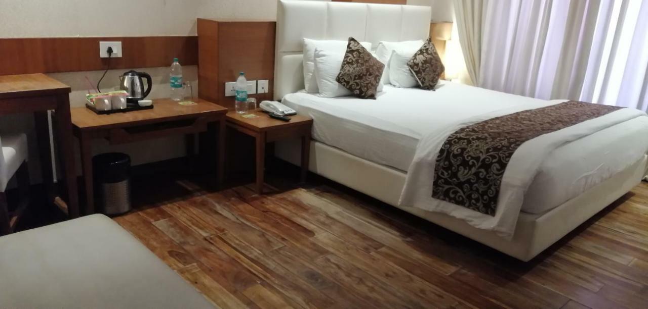 Kyriad Hotel Jaipur By Othpl Экстерьер фото